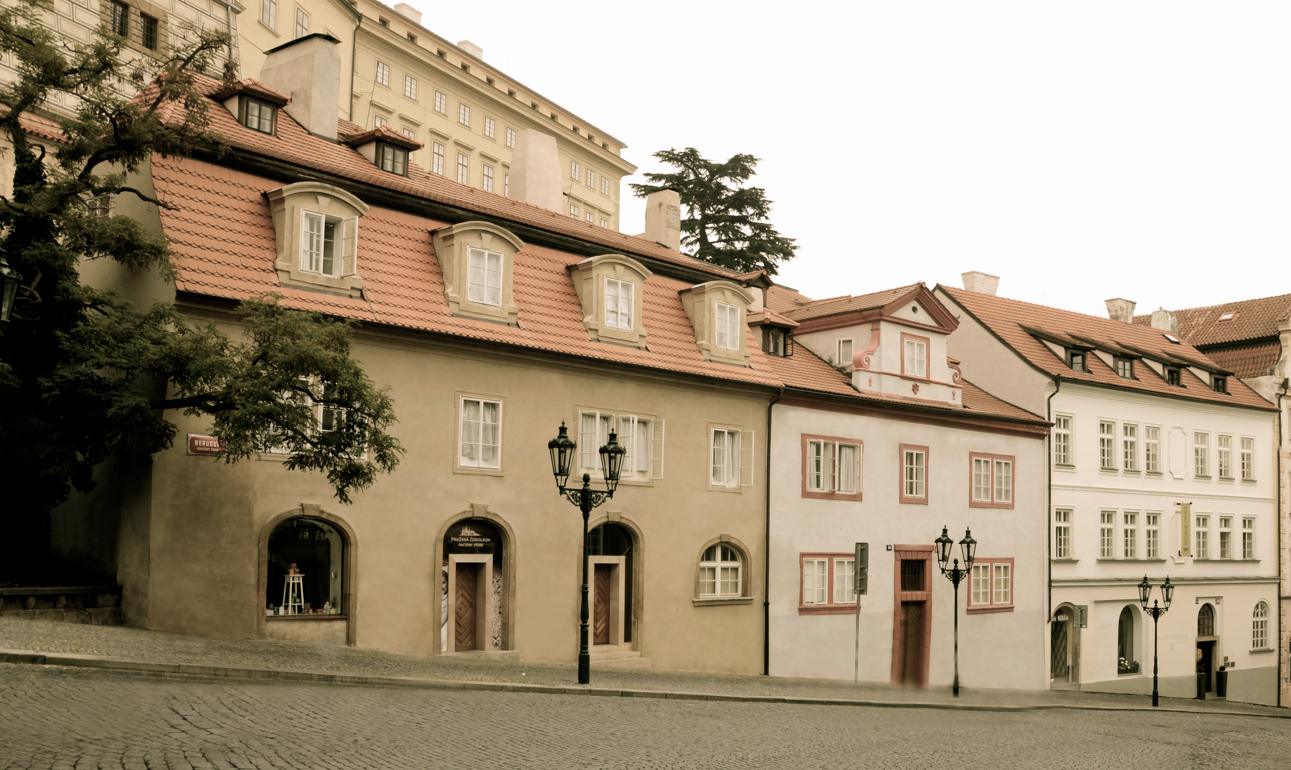 Design Hotel Neruda Prague — 118 00 Praha 1-Malá Strana